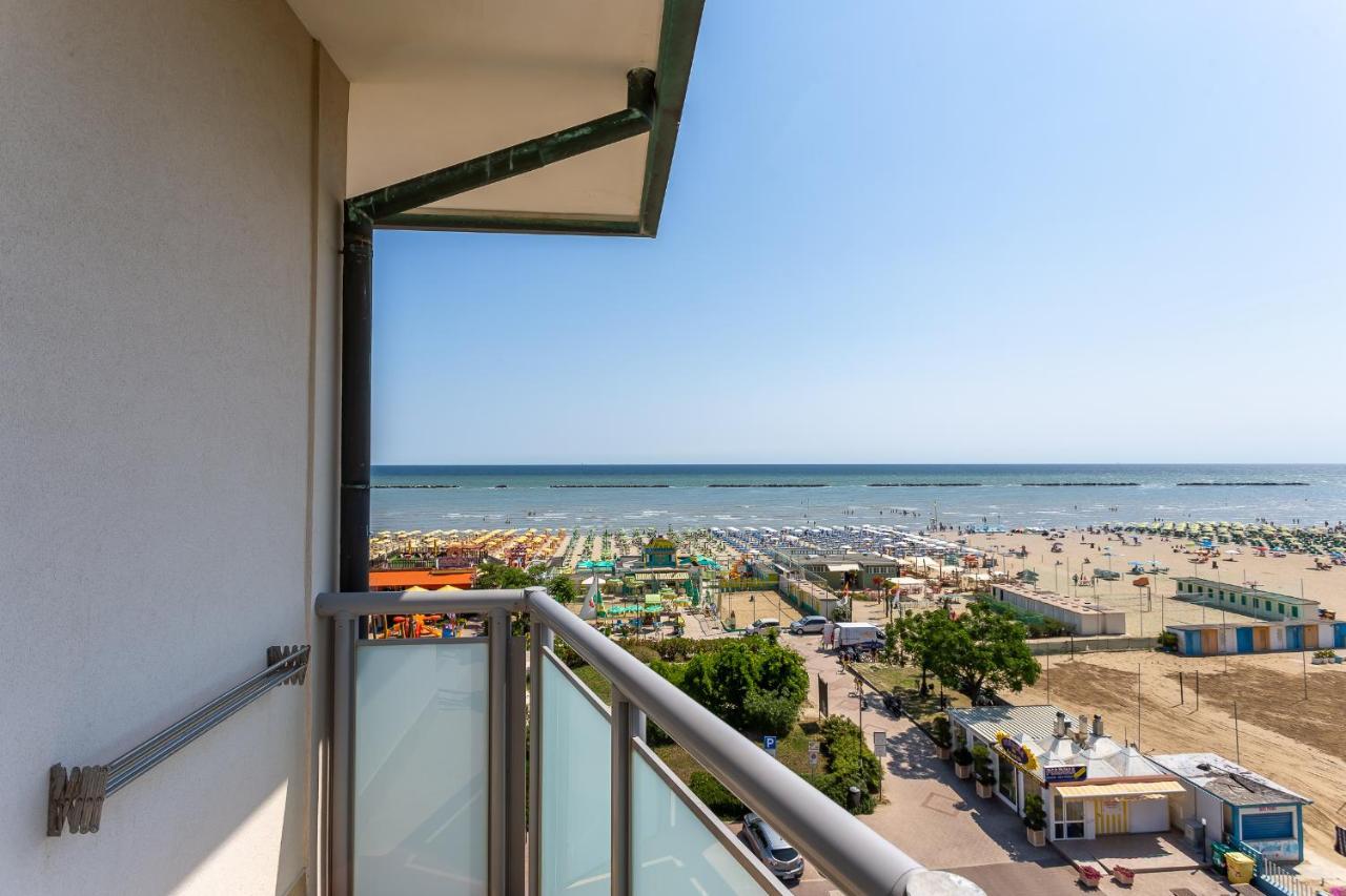 Little Hotel Cesenatico Esterno foto