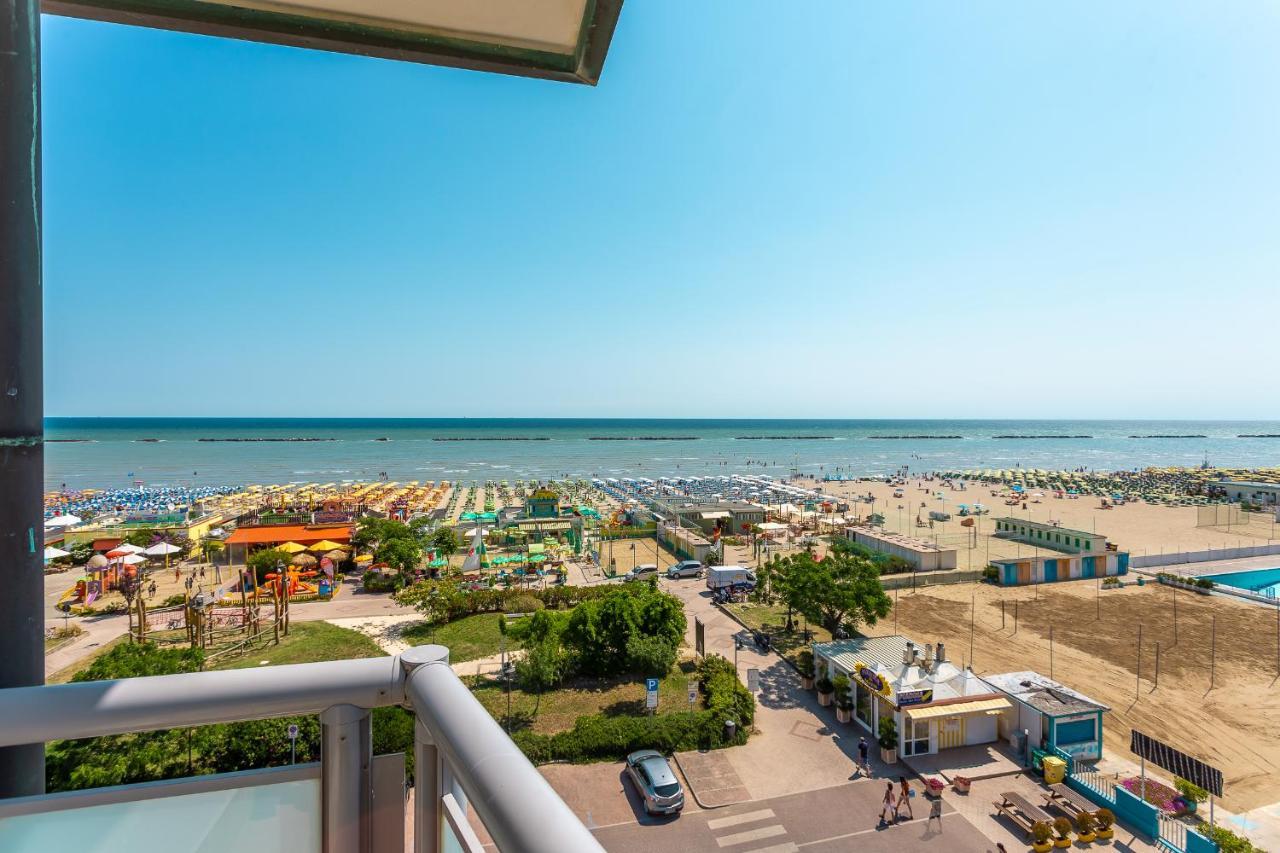 Little Hotel Cesenatico Esterno foto